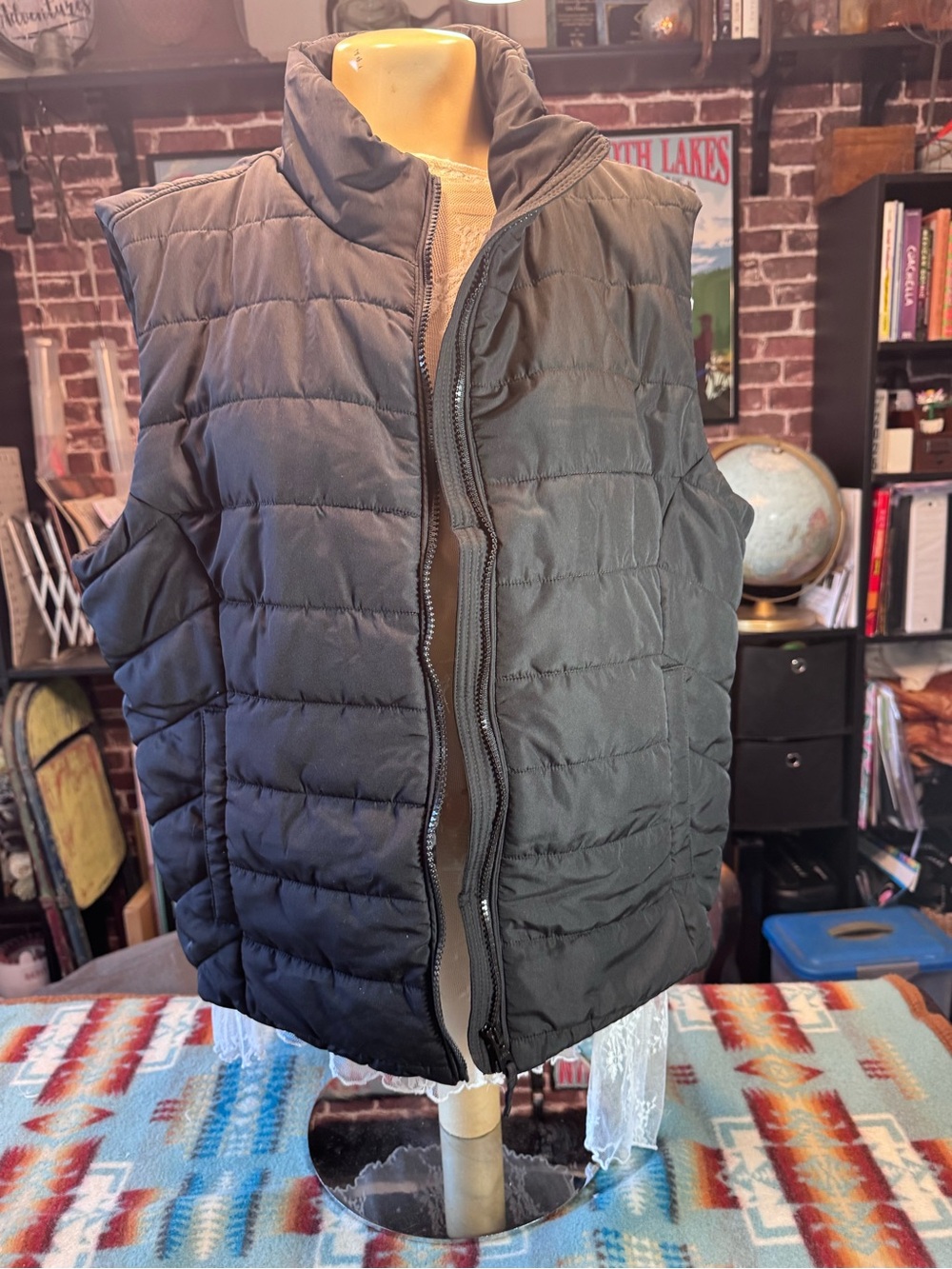 Quilted Puffer Vest in Black